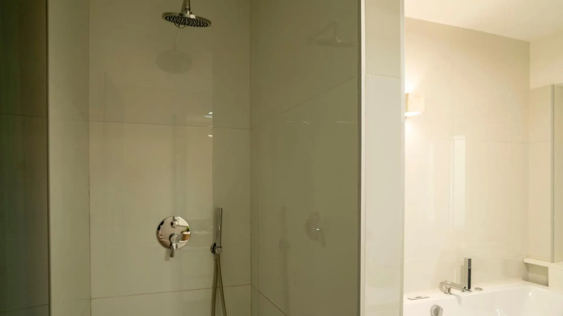 Caravaggio Luxury Apartment Naples