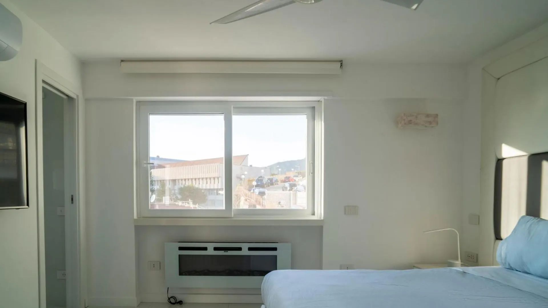Caravaggio Luxury Apartment Naples