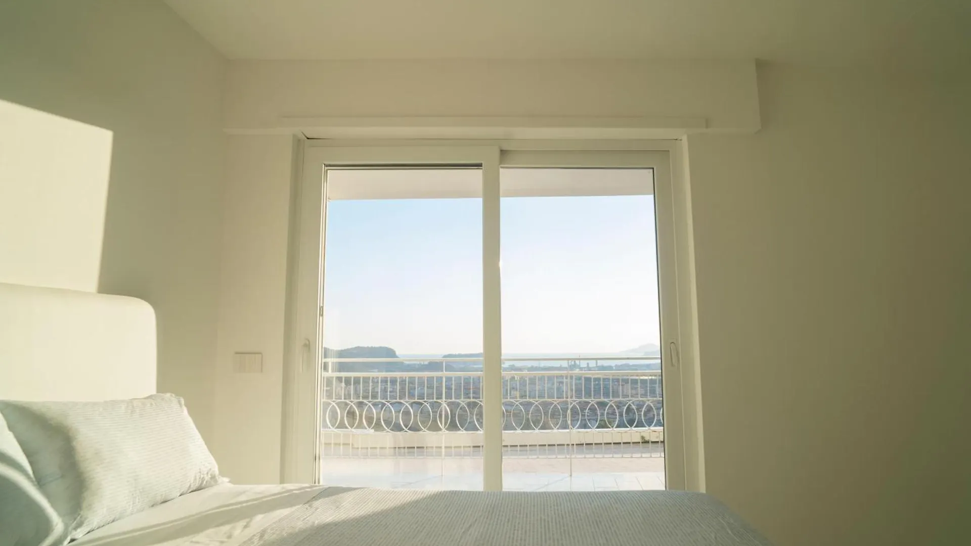 Caravaggio Luxury Apartment Naples