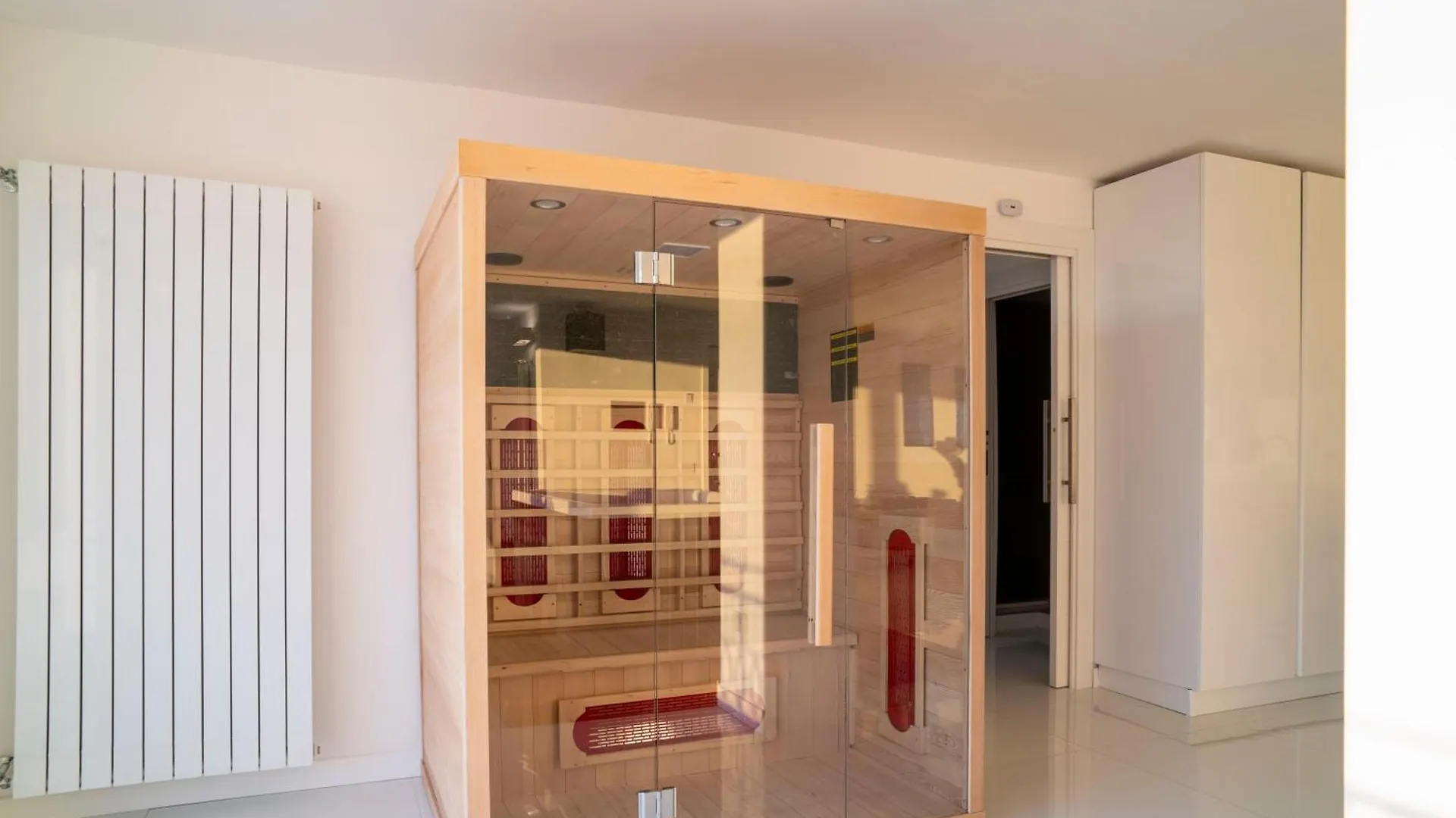 Caravaggio Luxury Apartment Naples 0*,  Italy